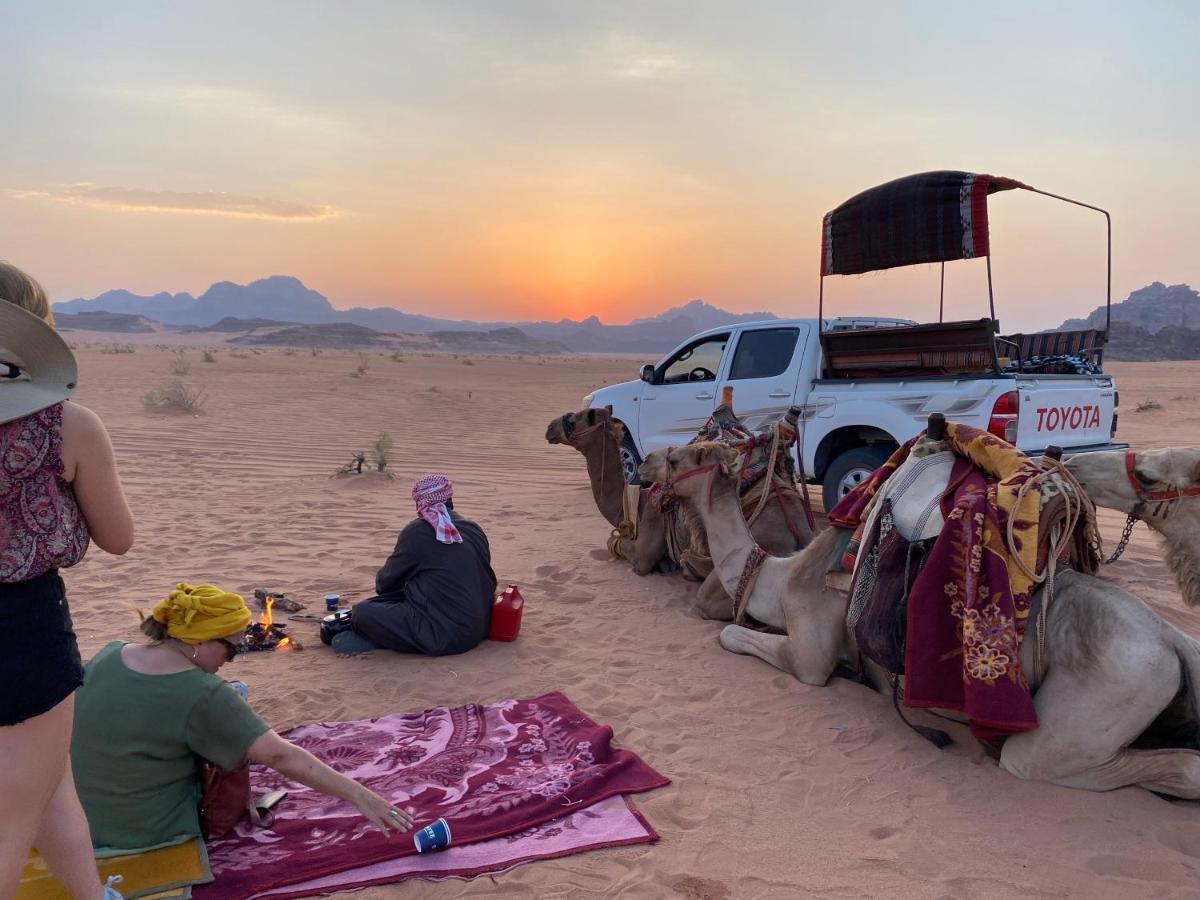 Star Guide Luxury Camp Hotel Wadi Rum Buitenkant foto