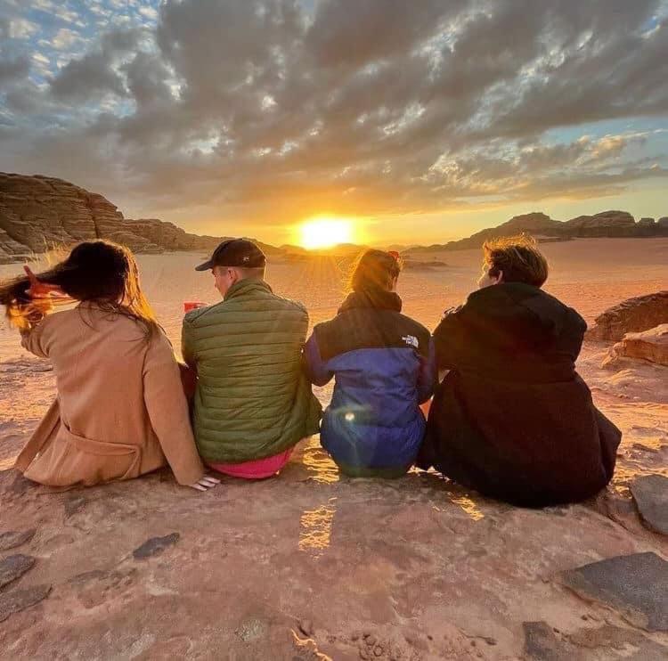 Star Guide Luxury Camp Hotel Wadi Rum Buitenkant foto