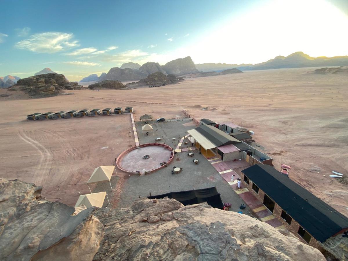 Star Guide Luxury Camp Hotel Wadi Rum Buitenkant foto